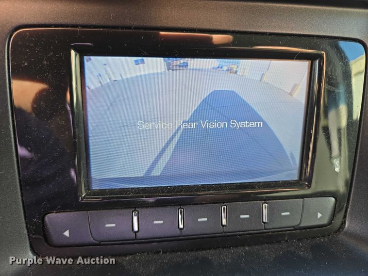 image for item DY1415 2017 Chevrolet Suburban SUV