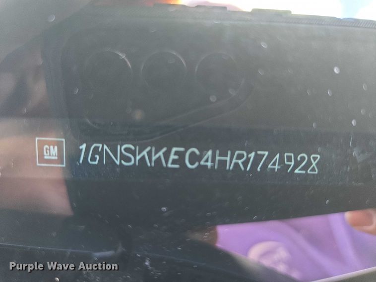 image for item DY1415 2017 Chevrolet Suburban SUV