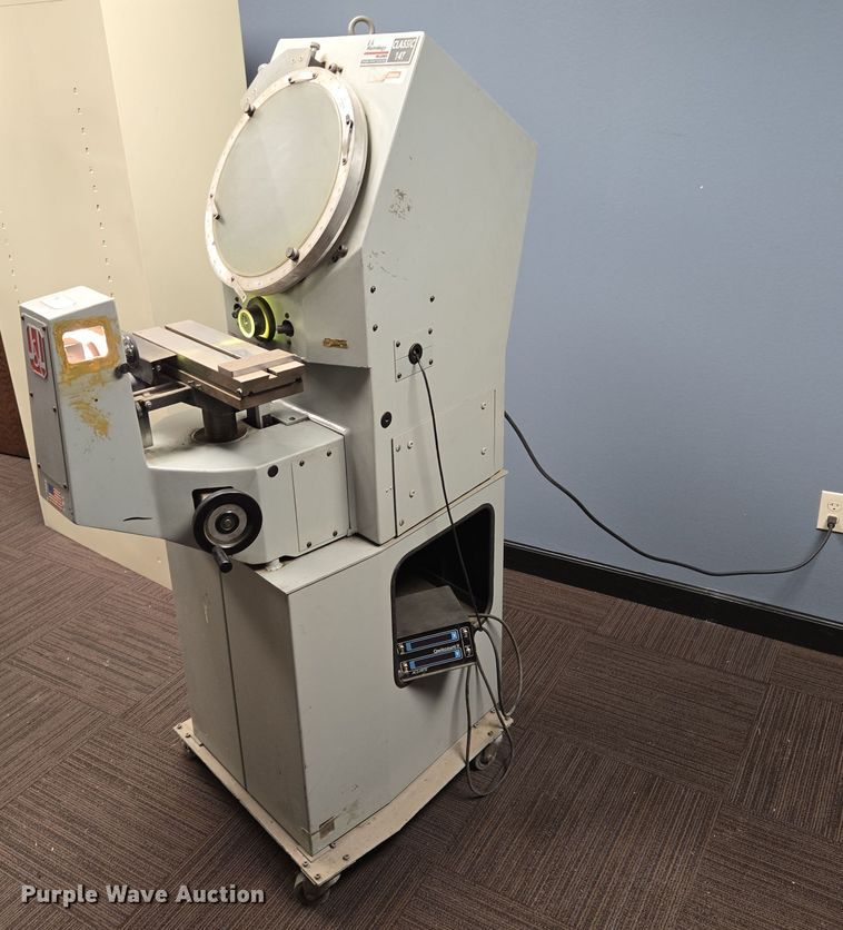 image for item DY1416 J&L Metrology Classic 14T optical comparator