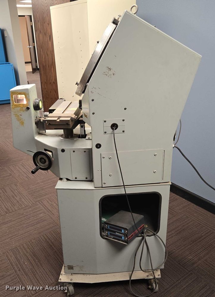 image for item DY1416 J&L Metrology Classic 14T optical comparator