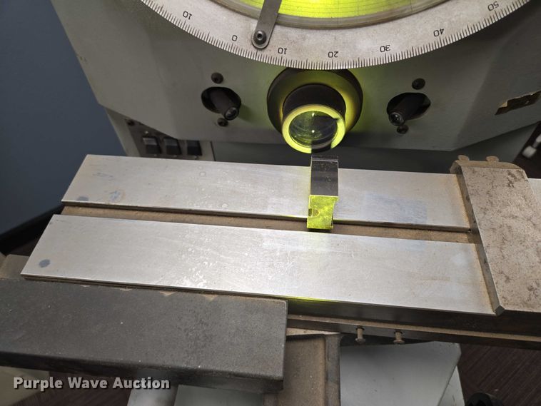 image for item DY1416 J&L Metrology Classic 14T optical comparator