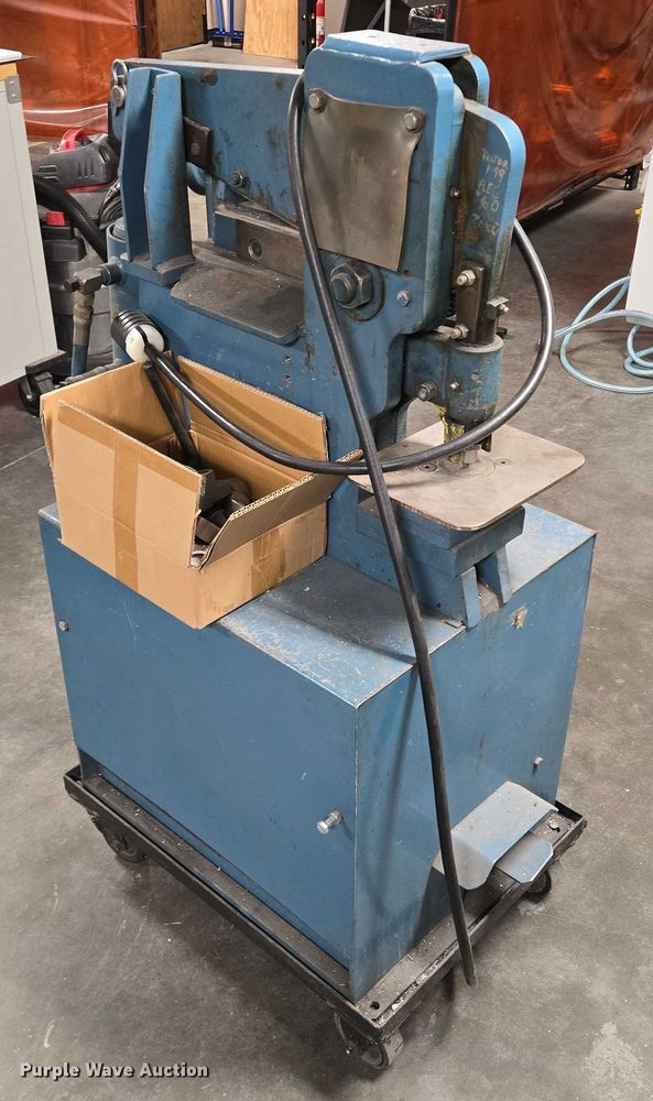 image for item DY1417 Scotchman 207 J7480 ironworker