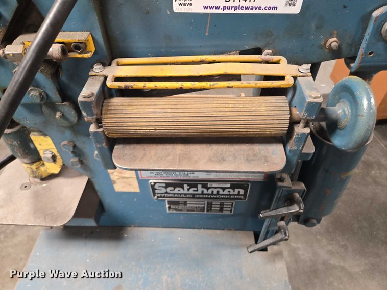 image for item DY1417 Scotchman 207 J7480 ironworker