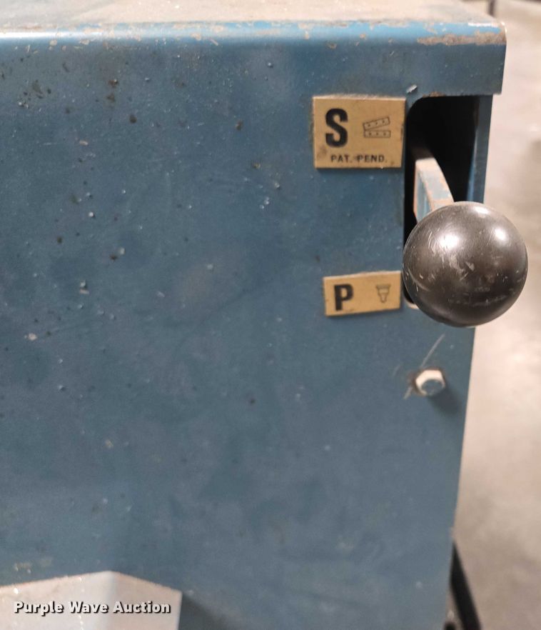 image for item DY1417 Scotchman 207 J7480 ironworker