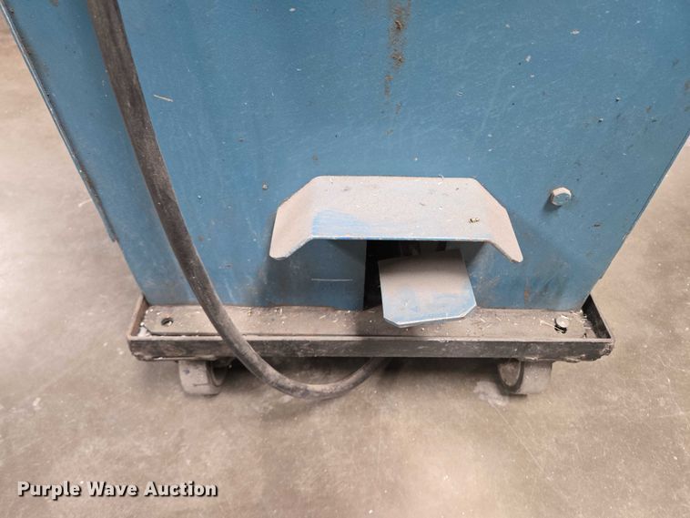 image for item DY1417 Scotchman 207 J7480 ironworker