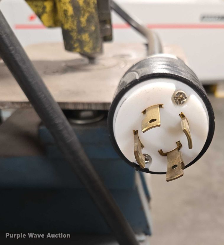 image for item DY1417 Scotchman 207 J7480 ironworker