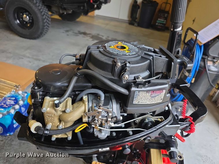 image for item DZ6421 2018 Mercury Fourstroke  boat engine