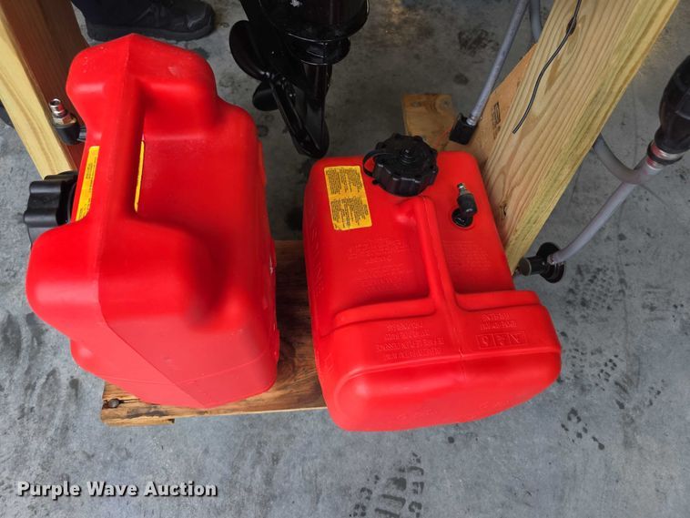 image for item DZ6421 2018 Mercury Fourstroke  boat engine