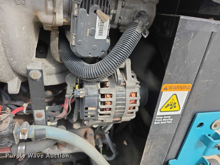 image for item DZ6424 Tennant 6600 sweeper