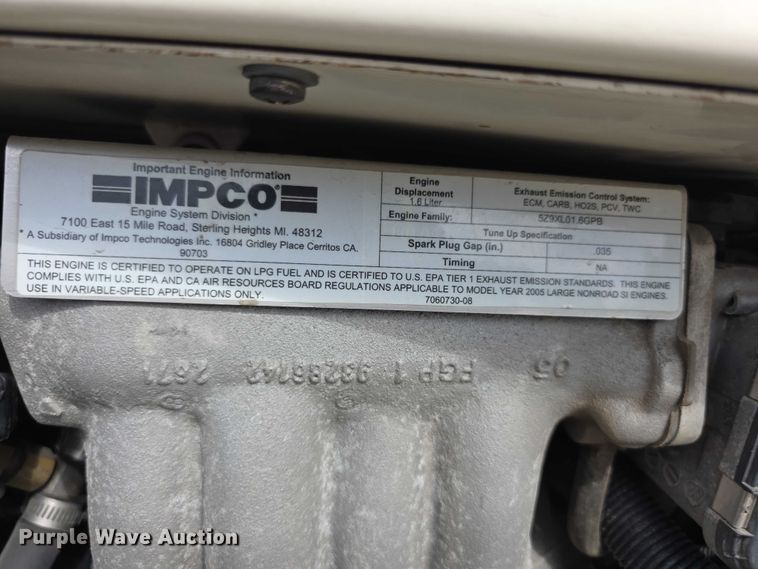 image for item DZ6424 Tennant 6600 sweeper