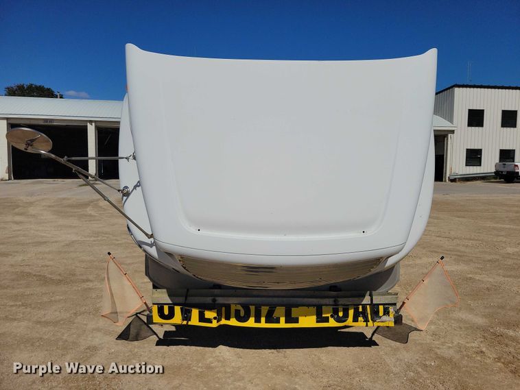 image for item DZ6616 2000 Sterling AT9500 semi truck