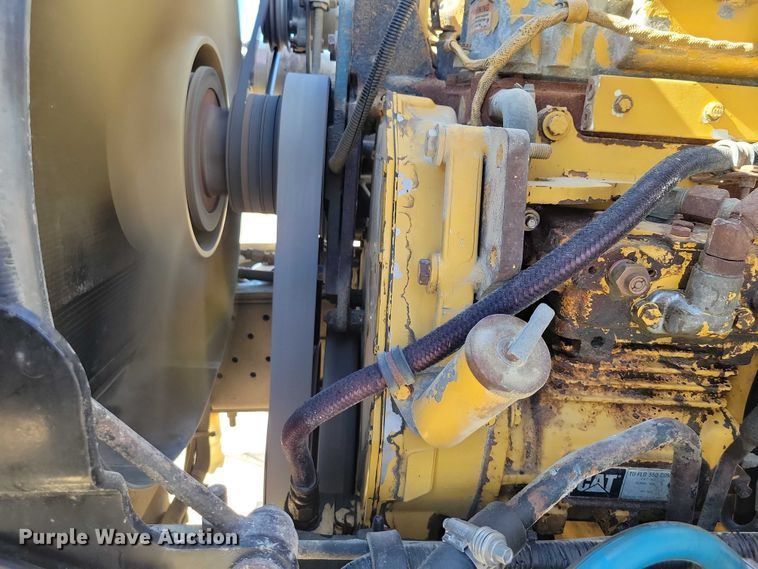 image for item DZ6616 2000 Sterling AT9500 semi truck