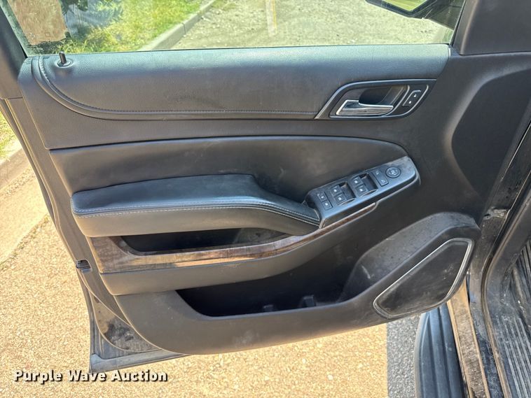 image for item DZ8969 2016 Chevrolet Tahoe Police SUV