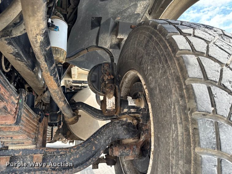 image for item EA1946 2006 Sterling L8500 digger derrick truck