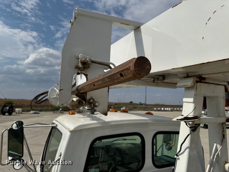 image for item EA1946 2006 Sterling L8500 digger derrick truck