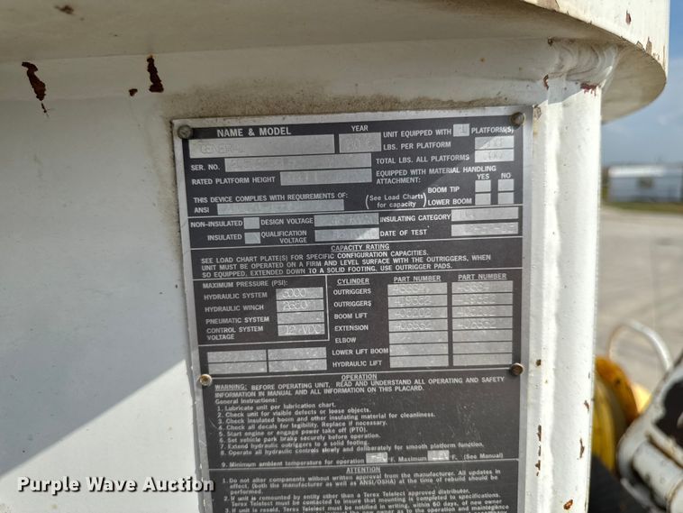 image for item EA1946 2006 Sterling L8500 digger derrick truck