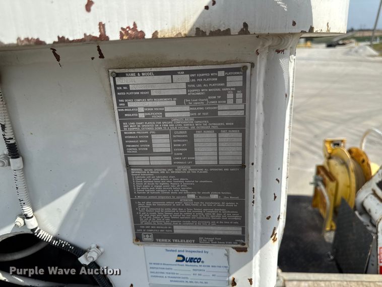 image for item EA1946 2006 Sterling L8500 digger derrick truck