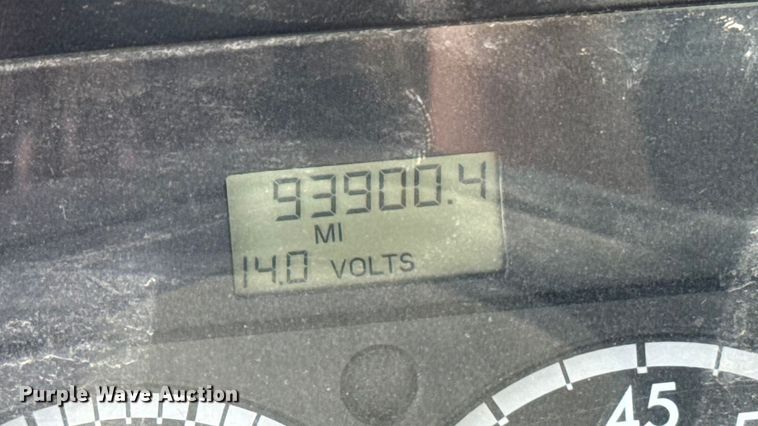 image for item EA1946 2006 Sterling L8500 digger derrick truck