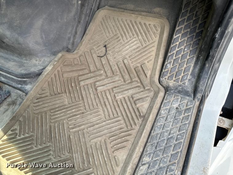 image for item EA1946 2006 Sterling L8500 digger derrick truck