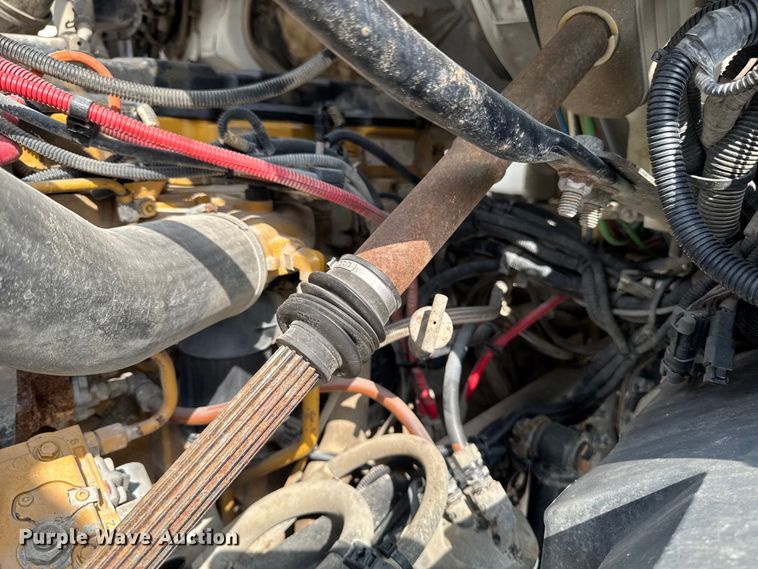 image for item EA1946 2006 Sterling L8500 digger derrick truck