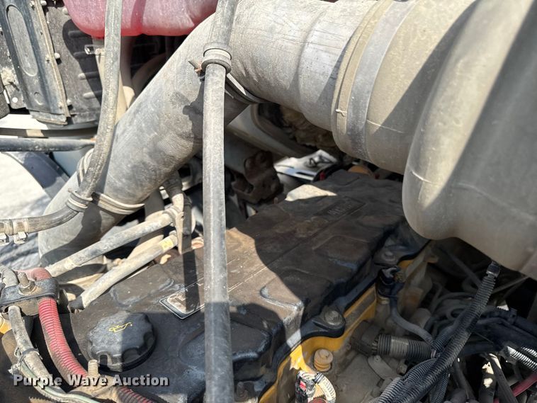 image for item EA1946 2006 Sterling L8500 digger derrick truck