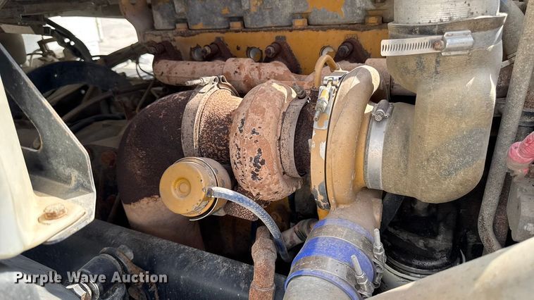 image for item EA1946 2006 Sterling L8500 digger derrick truck