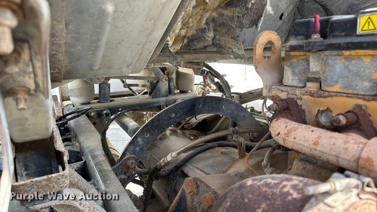 image for item EA1946 2006 Sterling L8500 digger derrick truck