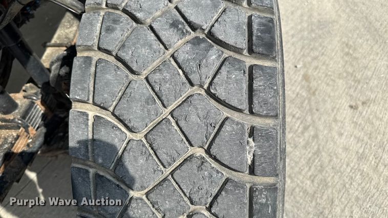 image for item EA1946 2006 Sterling L8500 digger derrick truck