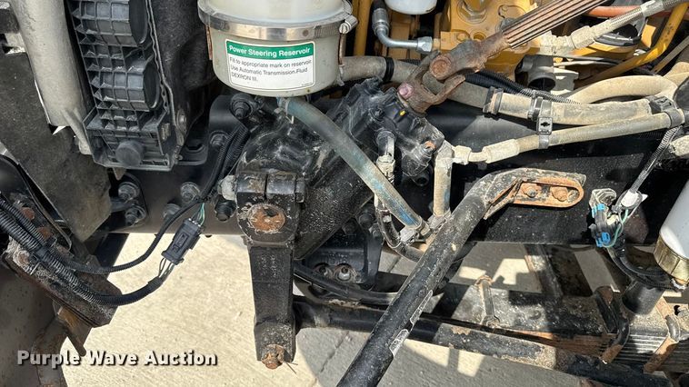 image for item EA1946 2006 Sterling L8500 digger derrick truck