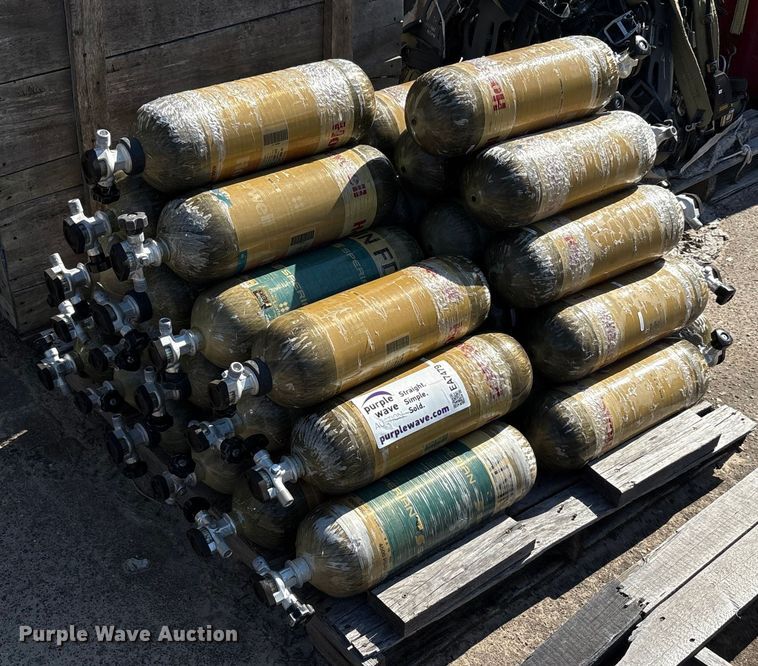 image for item EA7479 SCBA gear