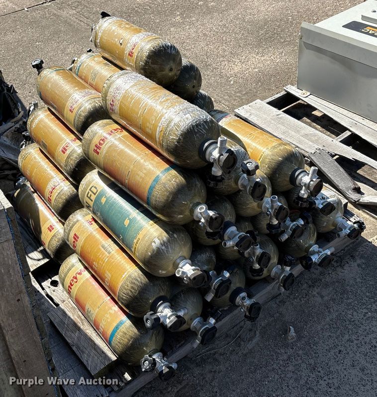 image for item EA7479 SCBA gear