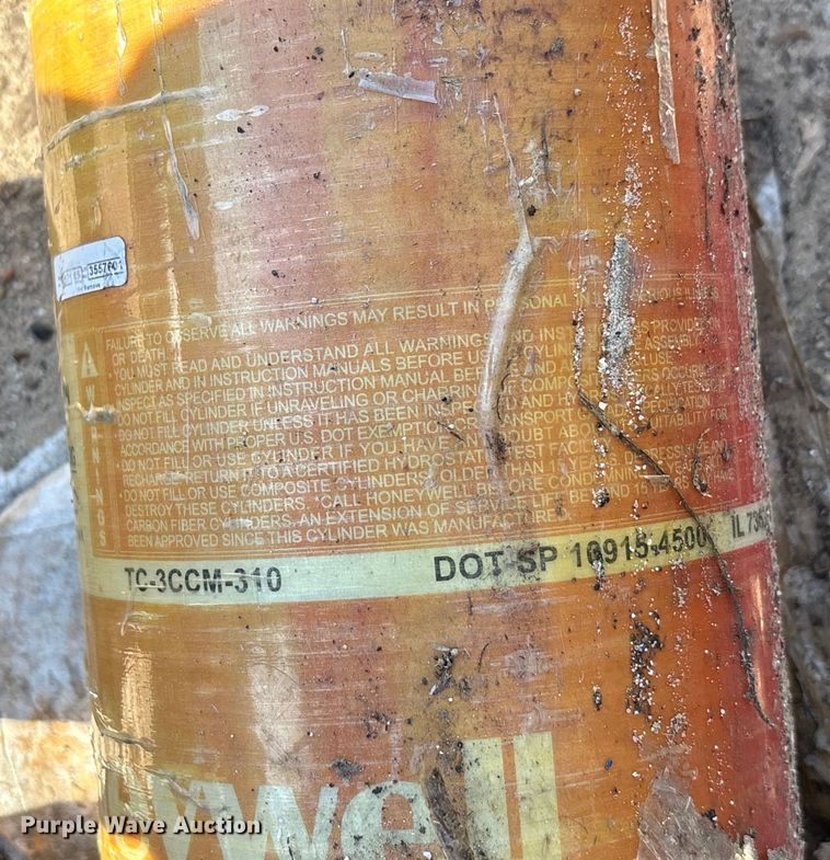 image for item EA7479 SCBA gear