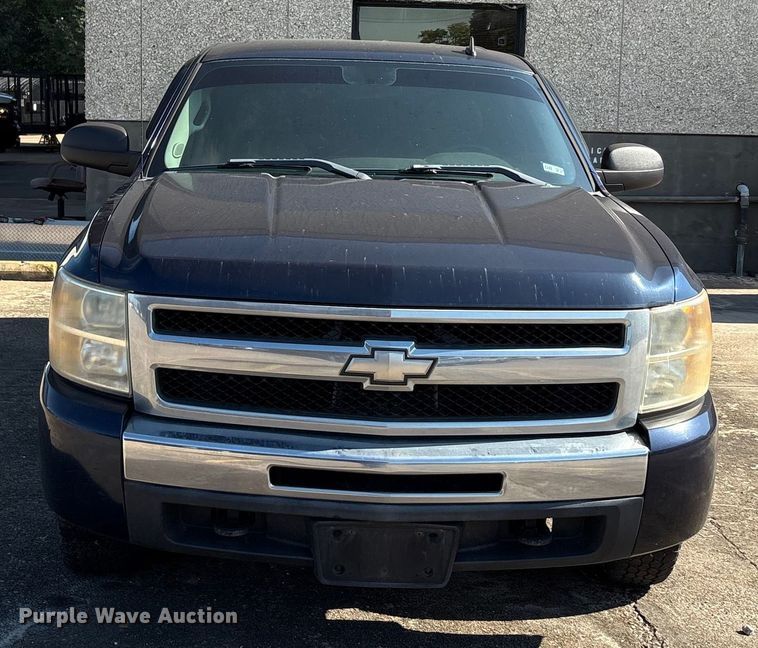 image for item EA7481 2009 Chevrolet Silverado 1500 Crew Cab pickup truck