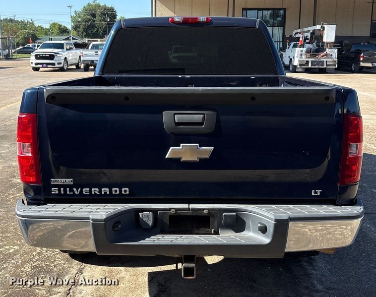 image for item EA7481 2009 Chevrolet Silverado 1500 Crew Cab pickup truck