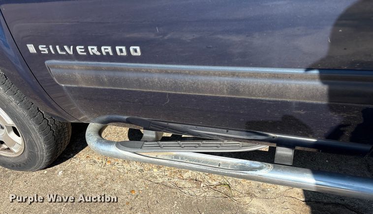 image for item EA7481 2009 Chevrolet Silverado 1500 Crew Cab pickup truck