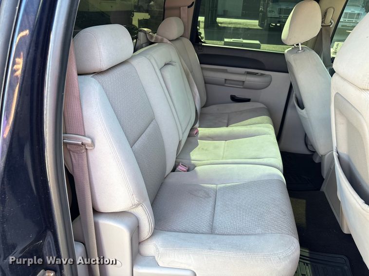 image for item EA7481 2009 Chevrolet Silverado 1500 Crew Cab pickup truck