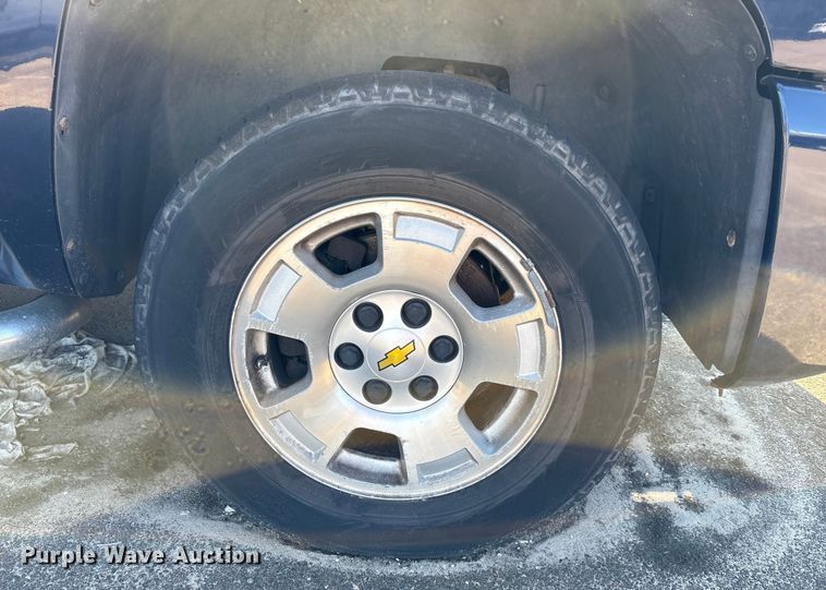 image for item EA7481 2009 Chevrolet Silverado 1500 Crew Cab pickup truck