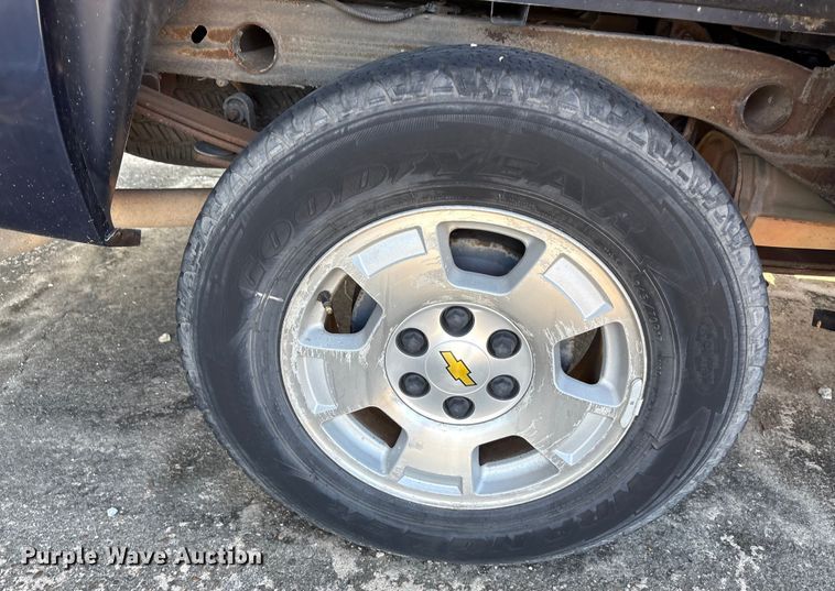 image for item EA7481 2009 Chevrolet Silverado 1500 Crew Cab pickup truck