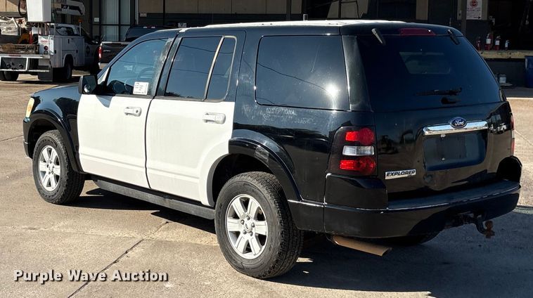 image for item EA7482 2009 Ford Explorer XLT SUV