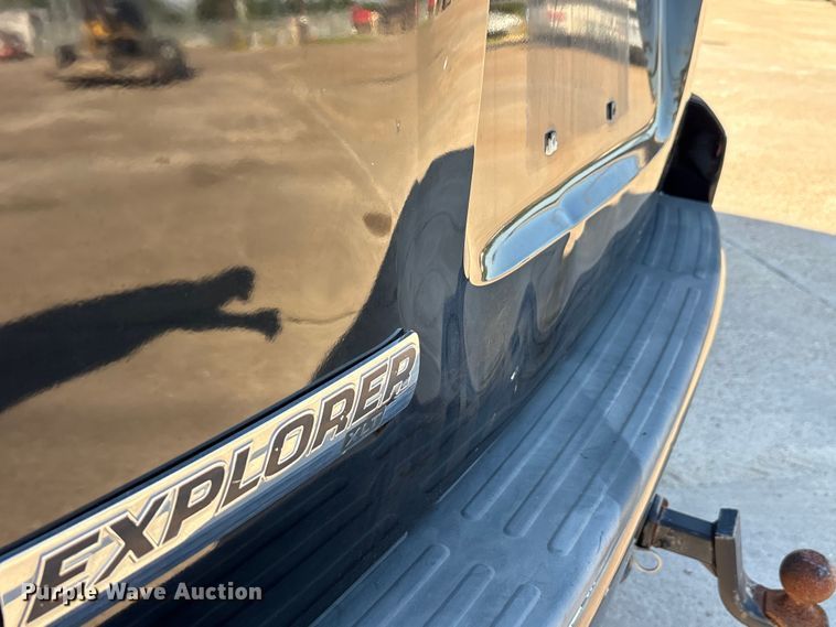 image for item EA7482 2009 Ford Explorer XLT SUV