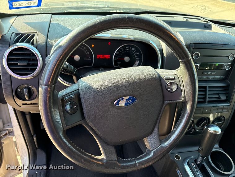 image for item EA7482 2009 Ford Explorer XLT SUV