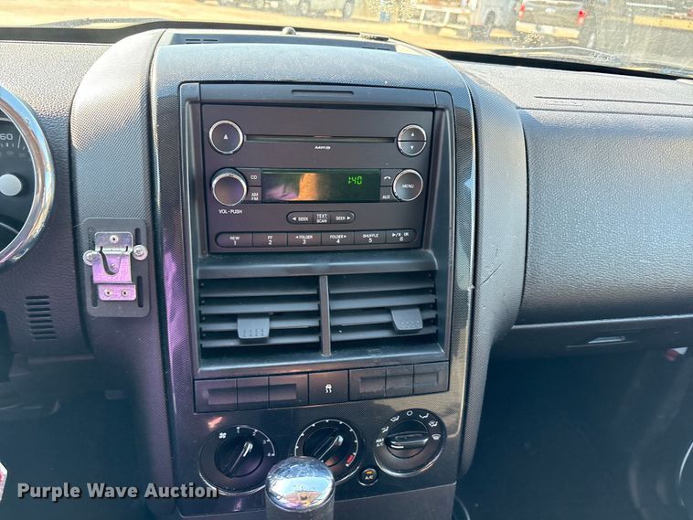 image for item EA7482 2009 Ford Explorer XLT SUV