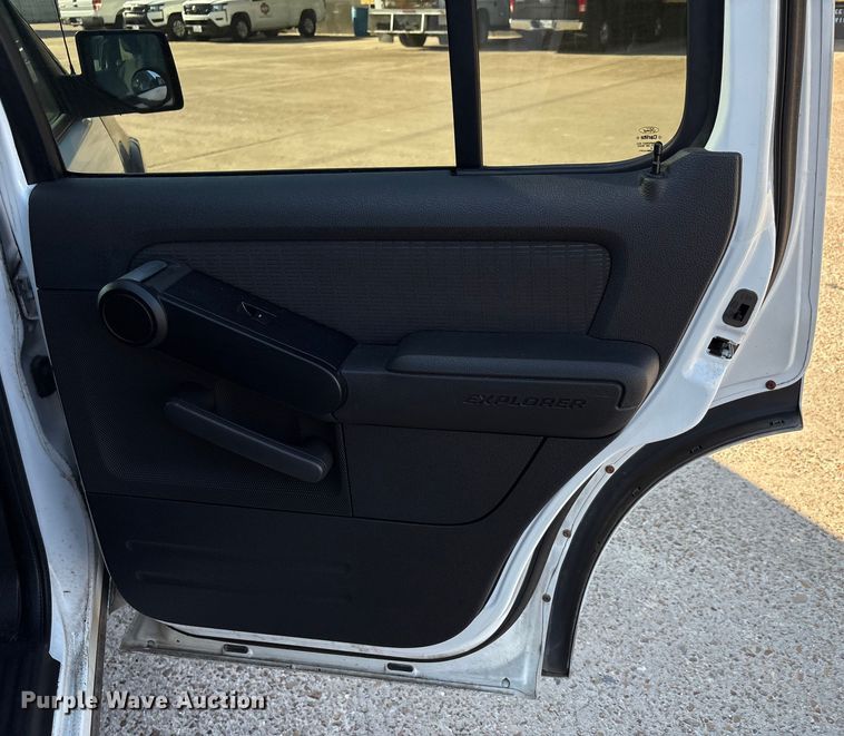 image for item EA7482 2009 Ford Explorer XLT SUV