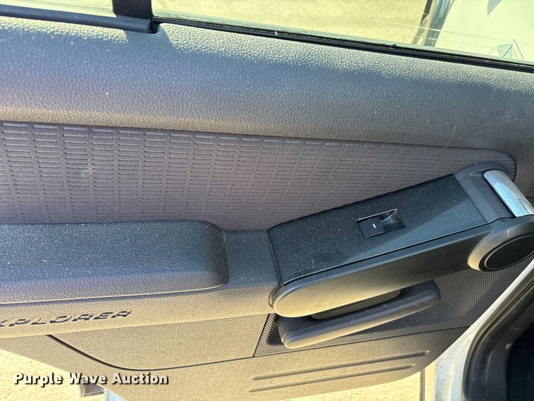 image for item EA7482 2009 Ford Explorer XLT SUV