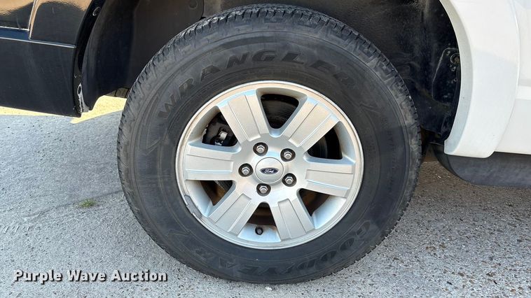 image for item EA7482 2009 Ford Explorer XLT SUV