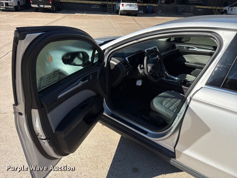 image for item EA7484 2014 Ford Fusion 