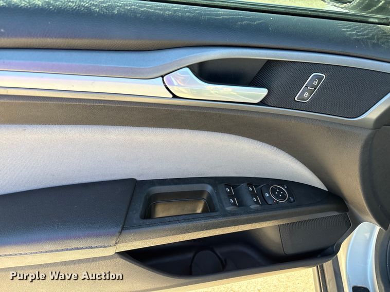 image for item EA7484 2014 Ford Fusion 