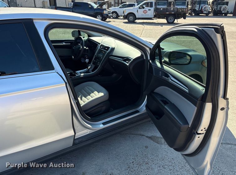 image for item EA7484 2014 Ford Fusion 