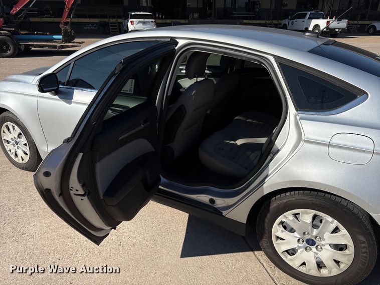 image for item EA7484 2014 Ford Fusion 