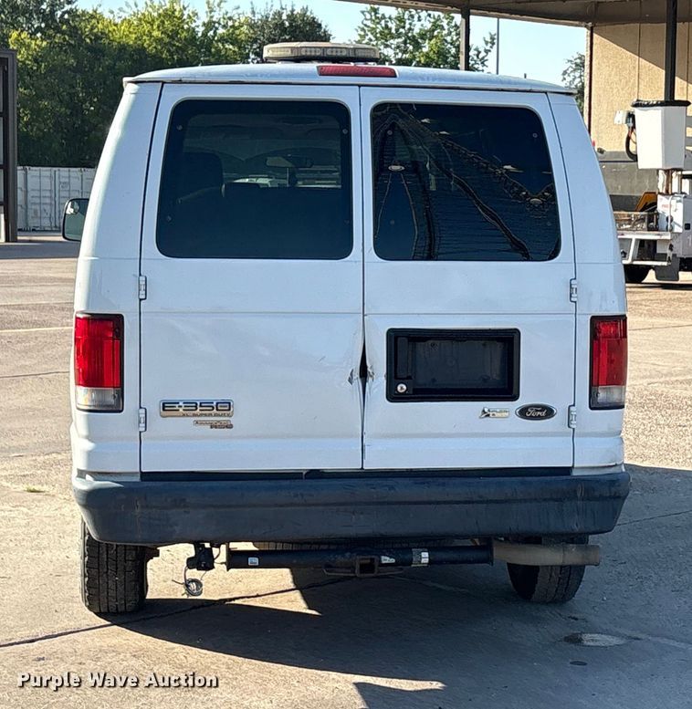 image for item EA7485 2013 Ford E350 XL Super Duty van